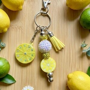 🍋 Zesty Lemon Slice & Sparkle Bead Keychain 🍹